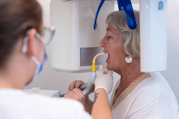 Best Orthodontic Emergency Dentist in Hwatha, IA